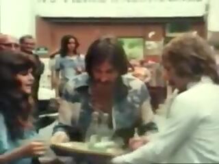 Klassiskt 1970 - cafe de paris, fria tappning 1970 xxx klämma video-
