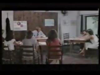 Das fick-examen 1981: חופשי x צ'כית xxx סרט וידאו 48
